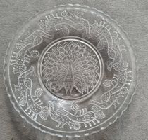 Antiker Glasteller Motiv Pfau, ~1940, Durchmesser 14 cm