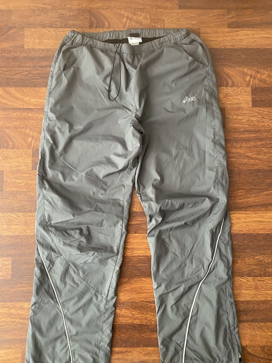 Pantalons: Asics Hose – D'occasion à Holderbank AG par leooo.sie