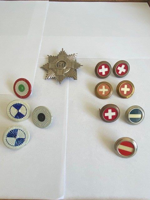 Schweizer Armee Placchette & Badge: KOKARDEN CH ARMEE – Usato da Chur venduto da silbermon