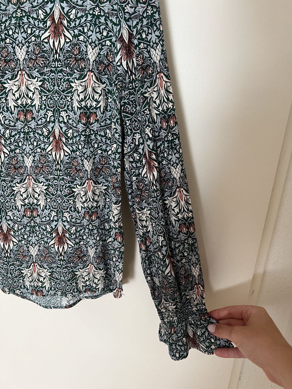 H&M Blusen: MORRIS & Co x H&M Blouse EUR 40 – Gebraucht aus Horgen von linuxrp 1