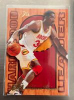 NBA Hakeem Olajuwon Hardwood Leader Card