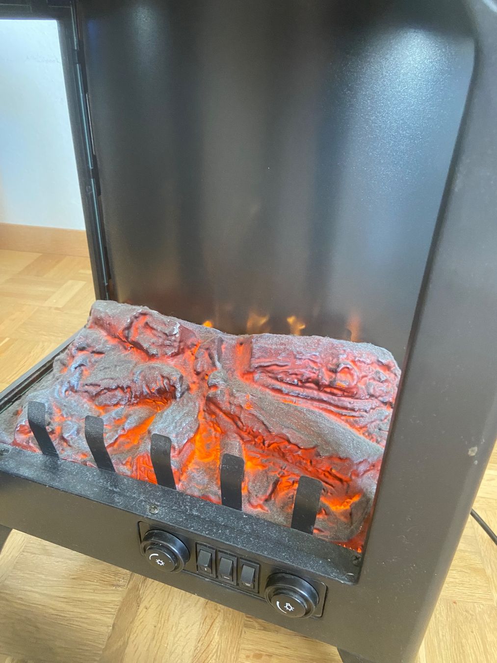 Camini: Elektro Kamin / Cheminée – Usato da Meilen venduto da rowland534 1