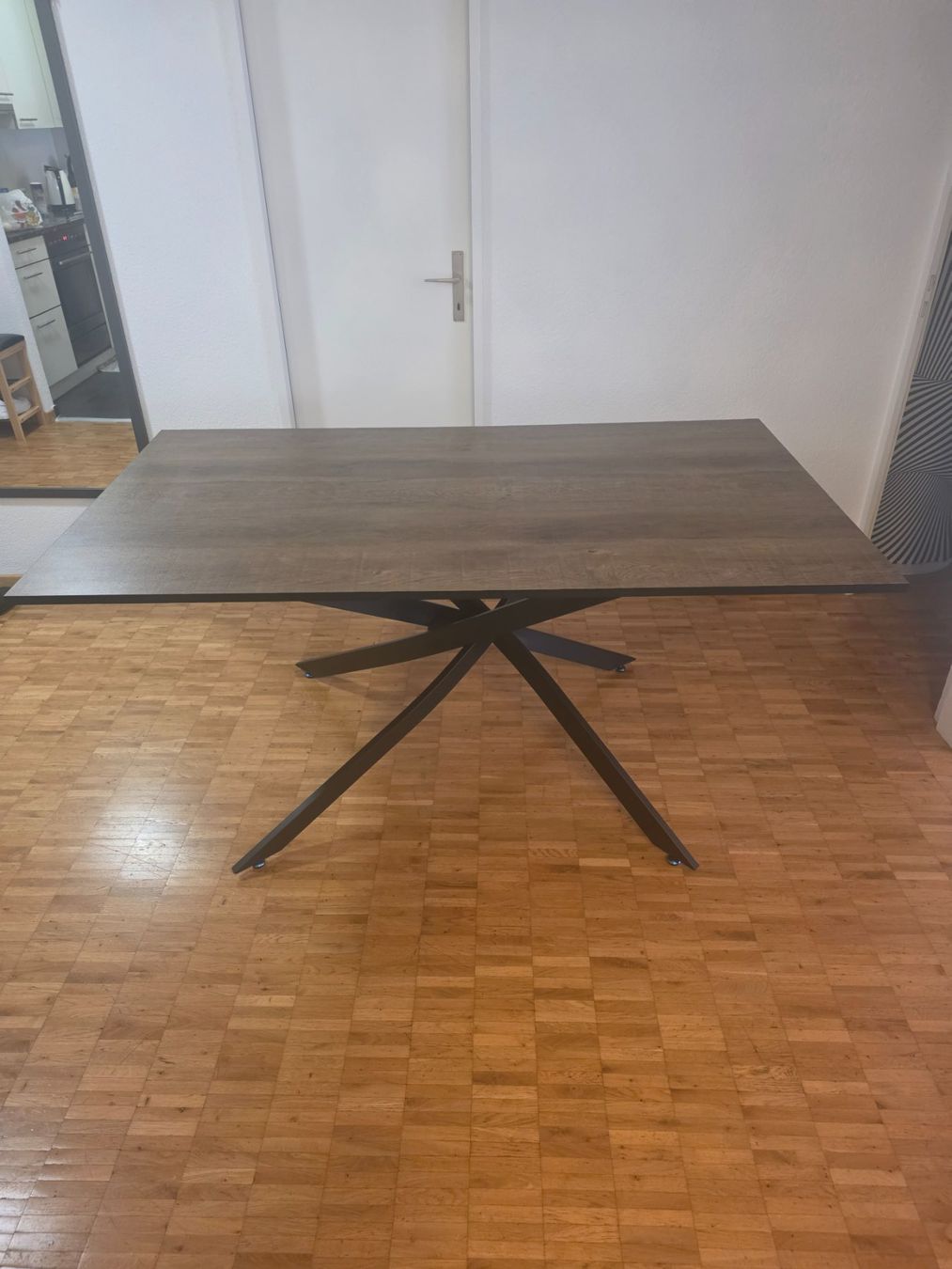 Conforama Tische: Table a manger 160x92 – Gebraucht aus Ittigen von ise_p2z7