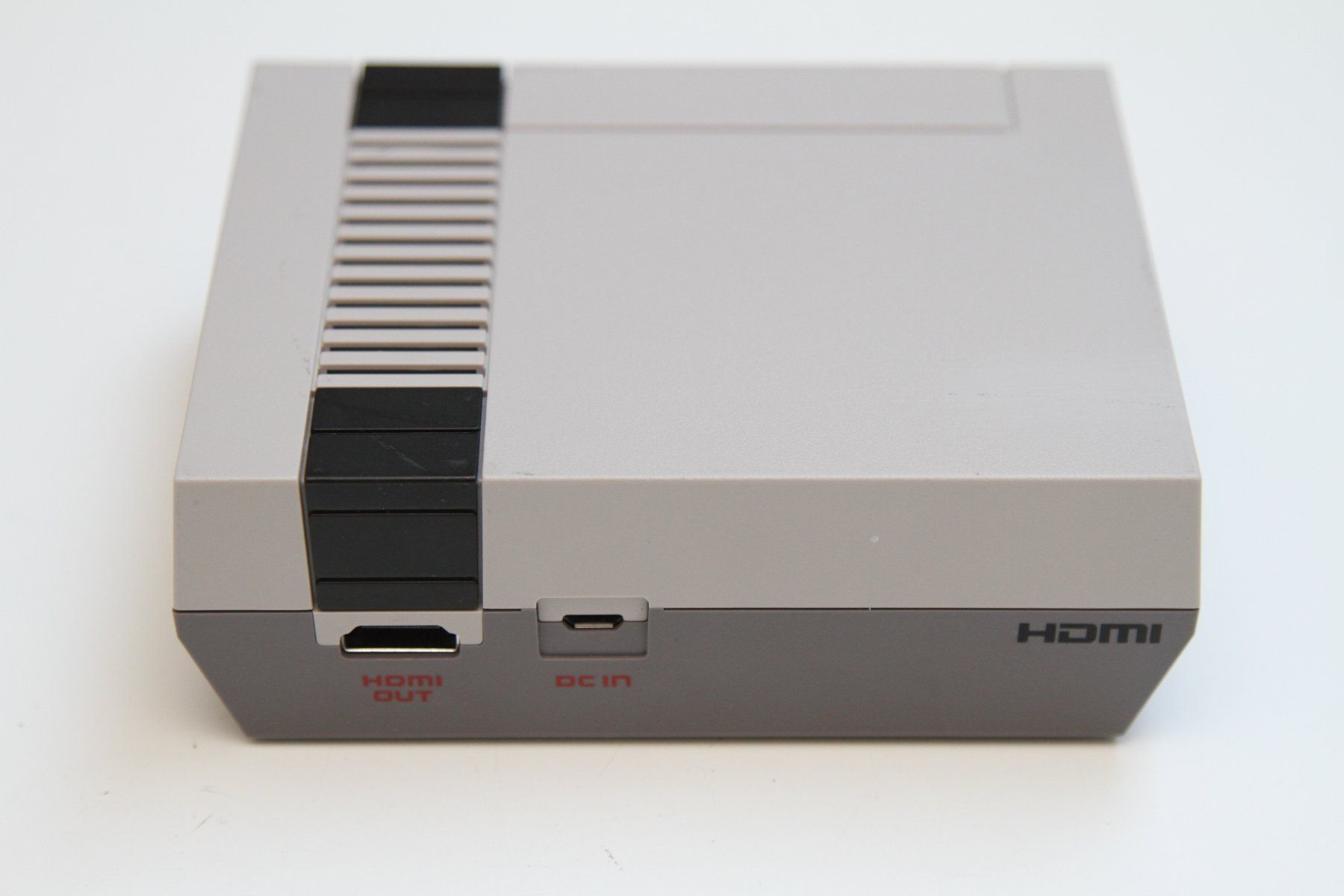 Nintendo Console: NES Classic Mini – Usato da Basel venduto da camelot99 2