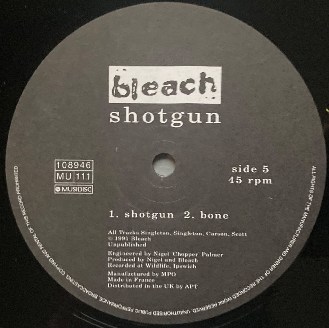 Vinyles: BLEACH - SHOTGUN – D'occasion à Poliez-Pittet par Newtown-Records 2