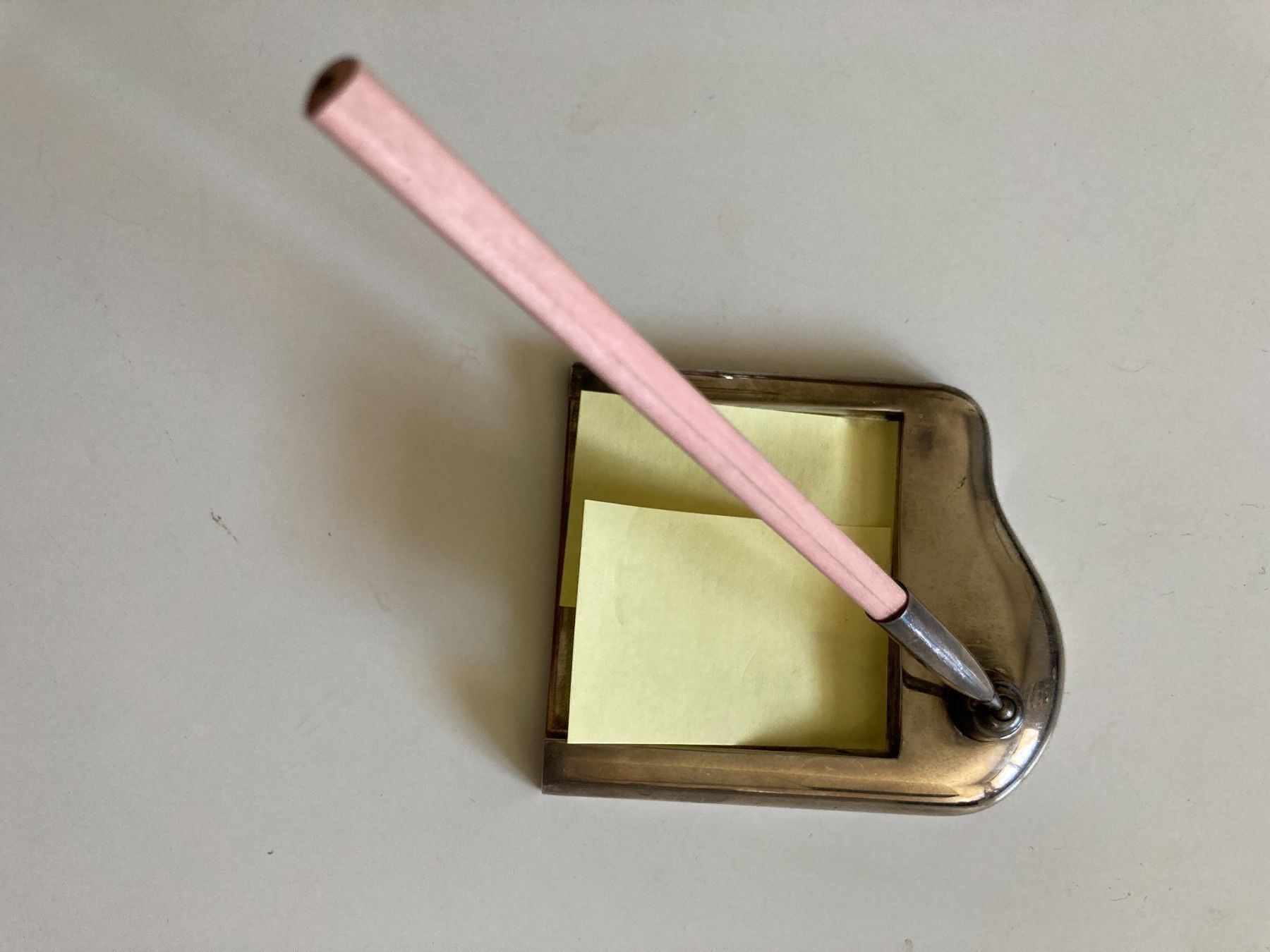 Wandhalterungen: Schöner Stift - Halter – Gebraucht aus Zürich von Chaeffeler 1