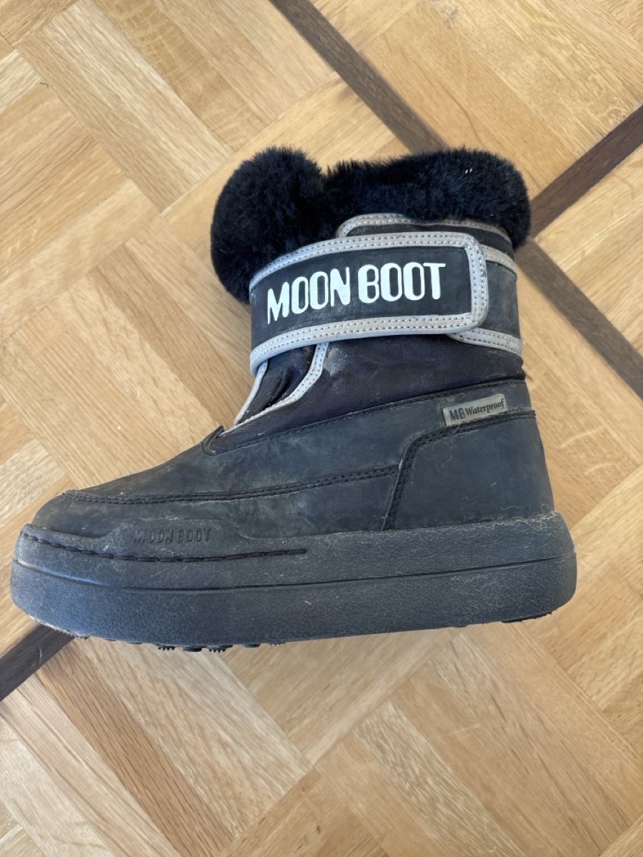 Moon Boot Scarpe per ragazzi: Original Moon Boots Kinder Gr. 32 – Usato da Basel venduto da buyitbyisa 1