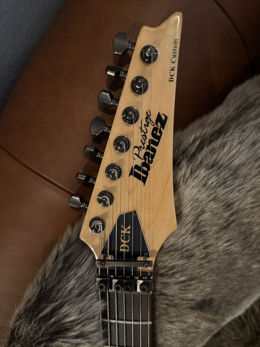 Ibanez Strumenti musicali: Ibanez RG-1527 DCK Custom 7-String Einzelstück – Usato da Rheinfelden venduto da dkkorn78 2