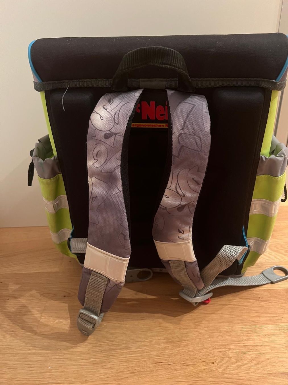 Mc Neill Kindertaschen: Mc Neill Schultasche – Gebraucht aus Glattbrugg von A.S.90 2