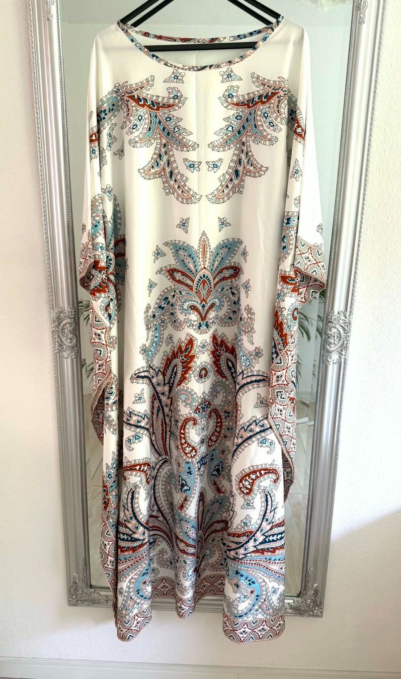Tuniques: Elegantes Kaftan mit Paisley-Muster – Neuf (Voir description) à Bern par MIR-IAM 1