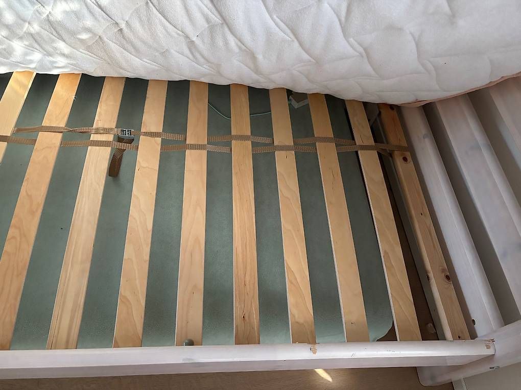 Flexa Letti: Flexa Classic Einzelbett 200 x 90 cm weiss – Usato da Zürich venduto da rem_8v6m 1