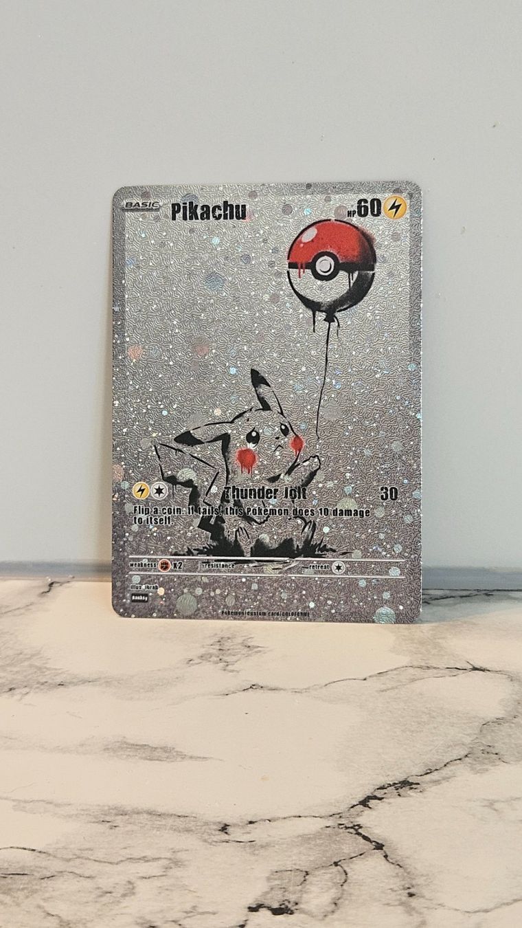 Pokémon Carte collezionabili: Pikachu X Banksy Custom Card – Nuovo (secondo la descrizione) da Yverdon-les-Bains venduto da sen_dh25