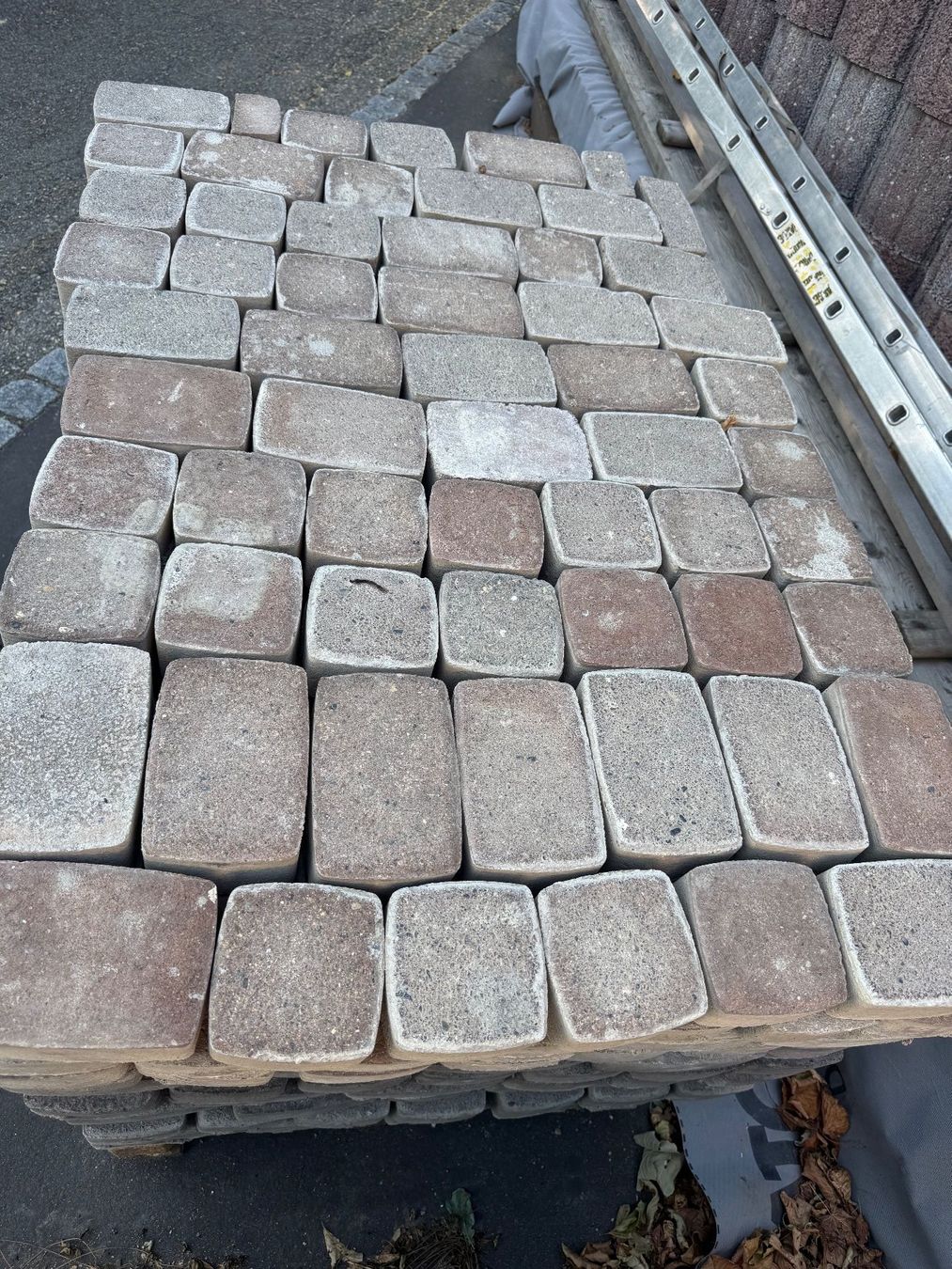 Steine & Dachziegeln: Verbundsteine 6cm – Gebraucht aus Laupersdorf von MB2384