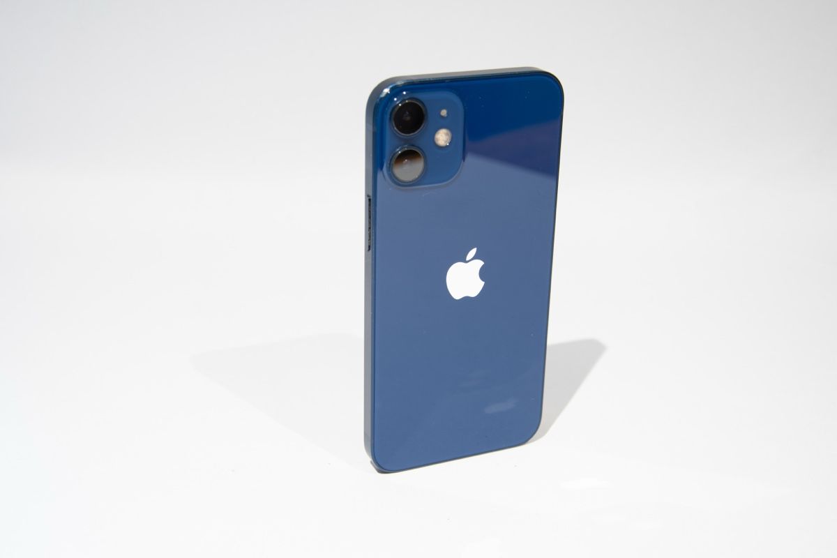 Apple Telefoni cellulari / Smartphones: Apple iPhone 12 Mini Smartphone Blau gebraucht – Usato da Lotzwil venduto da Klaro
