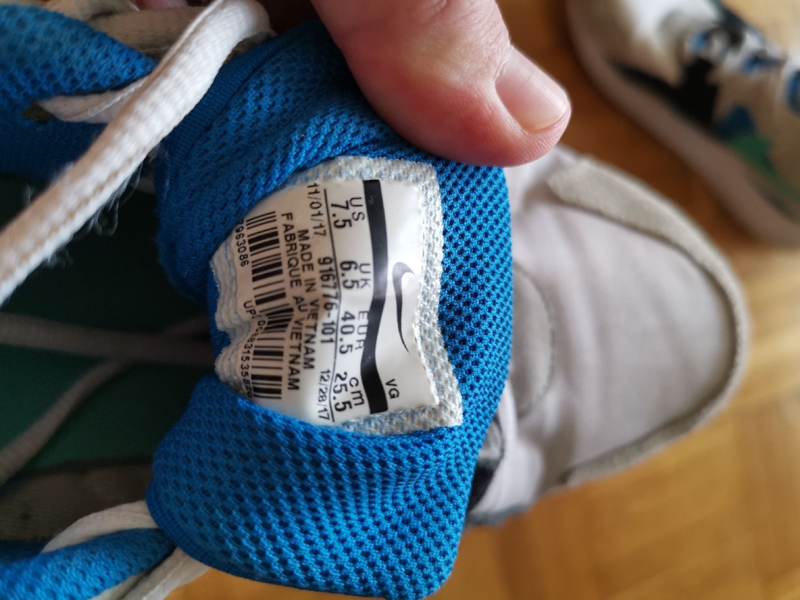 Nike Herrenschuhe: Nike Sneaker gebraucht - Grösse 40,5 – Gebraucht aus Altendorf von F1Fan96 1