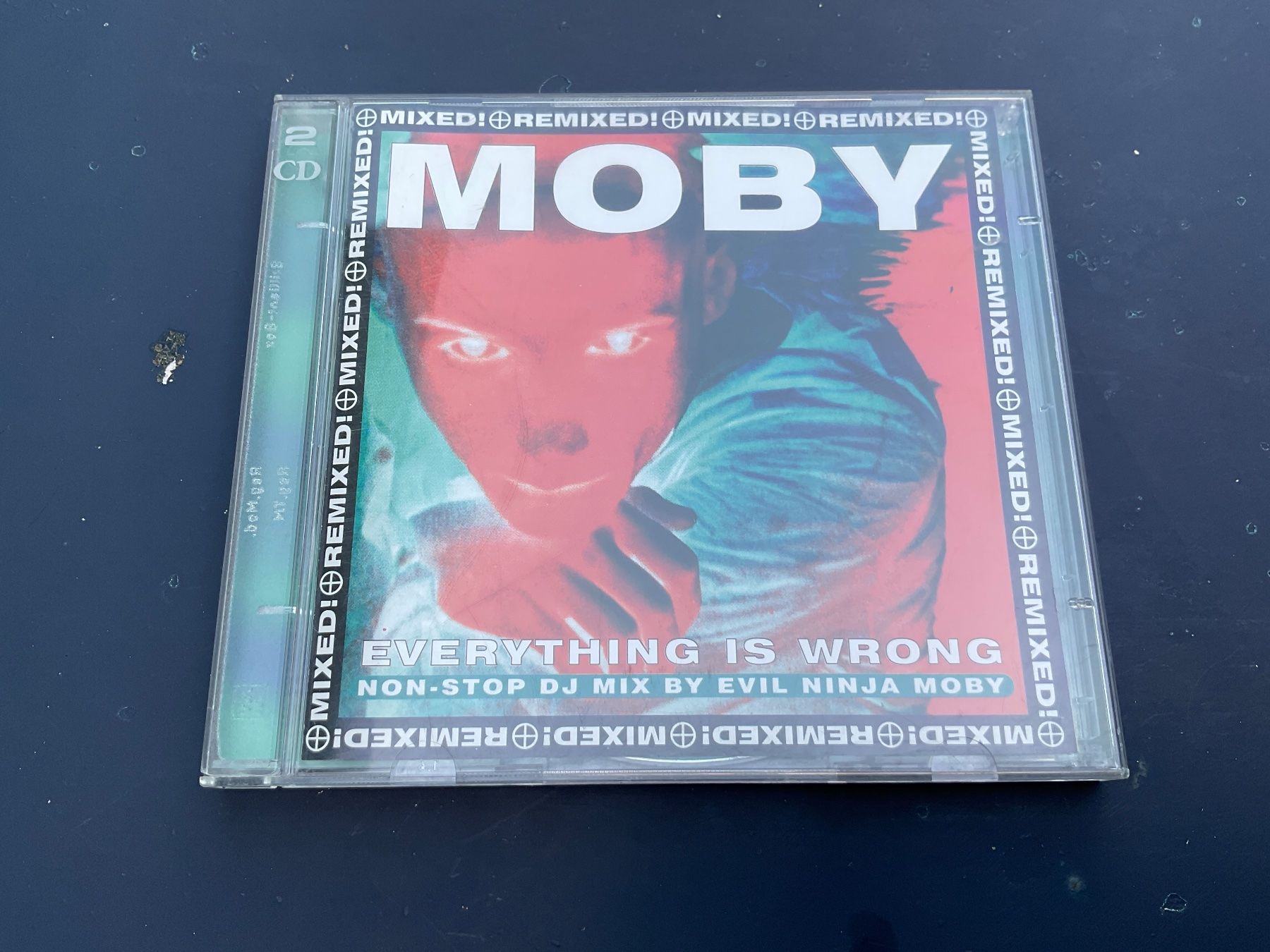CDs: Moby Everything is wrong Mixed & Remixed 2 CD – Gebraucht aus Delémont von vinylfreak01