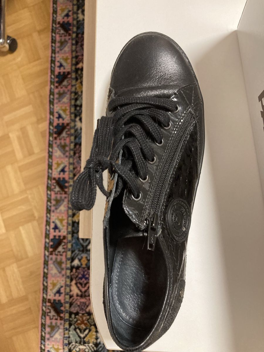 Scarpe da donna: Baskets Pataugas 39 modèle Jester – Usato da Martigny venduto da marithe60 2