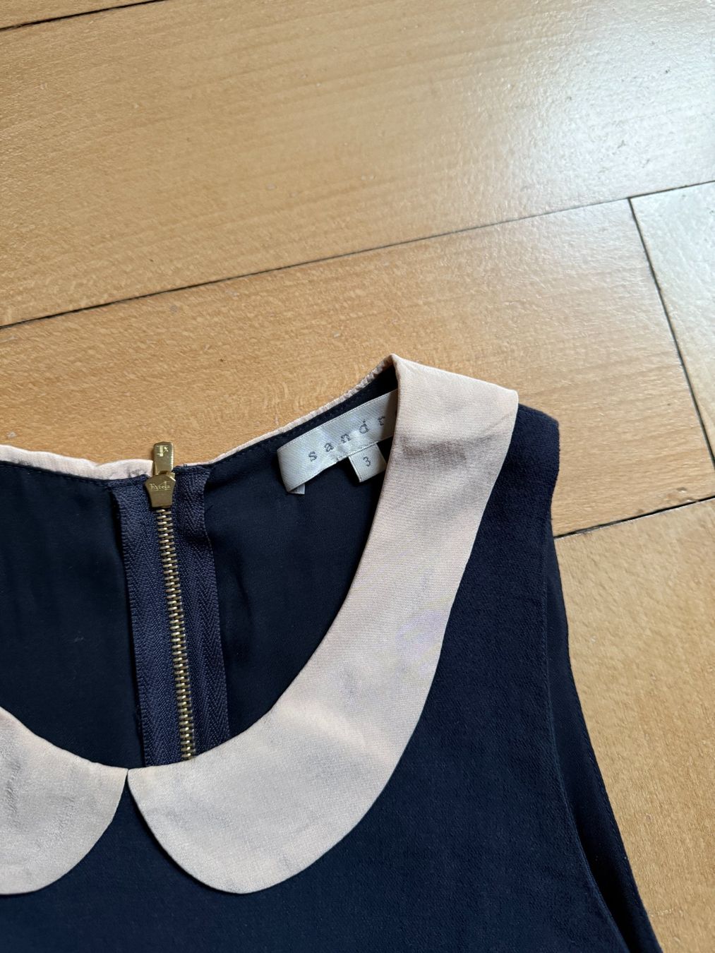 Sandro Vestiti: SANDRO - Volants Kleid mit Bubikragen 40 – Usato da Zürich venduto da Diazaio 3