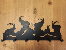 Garderobe Steinbock Silhouette