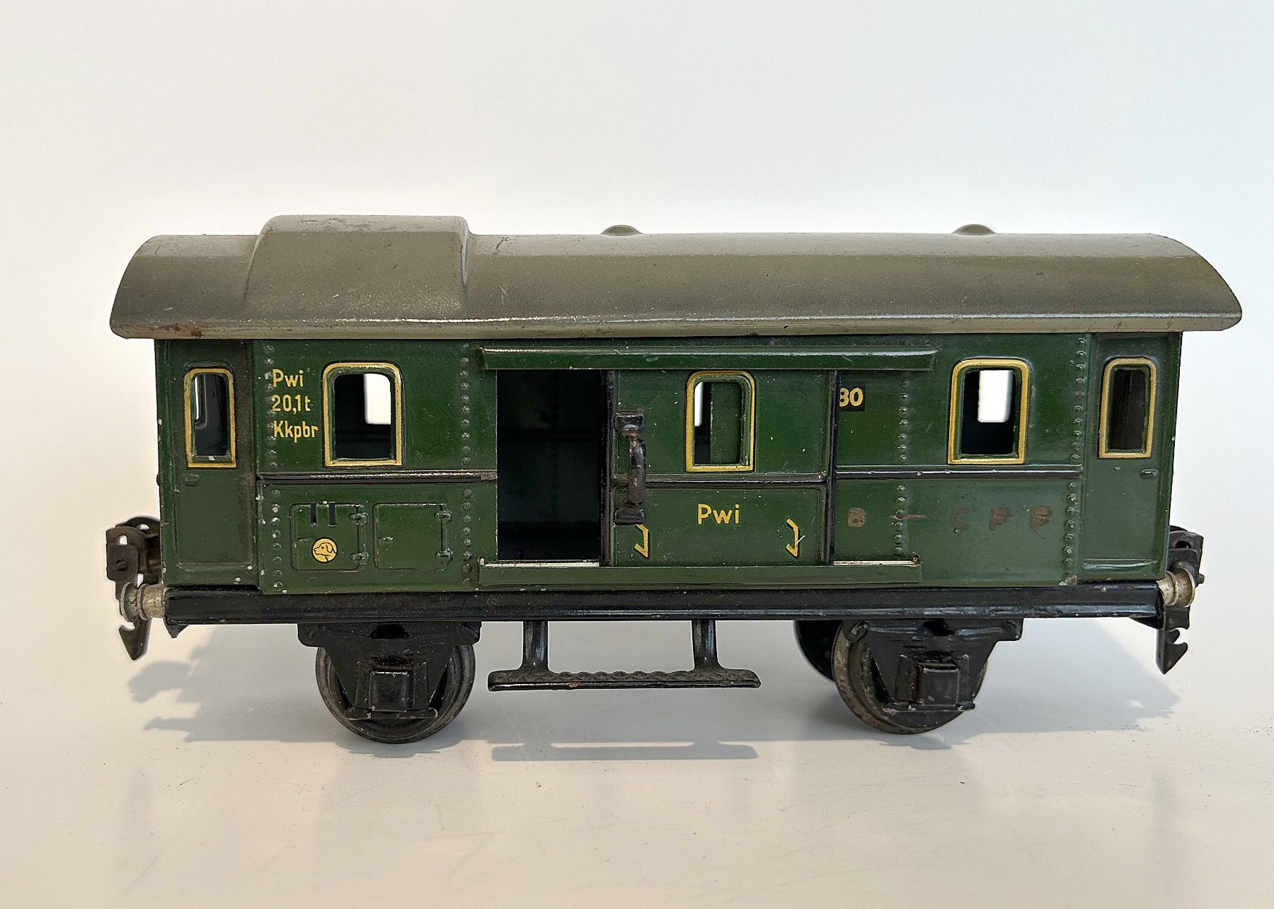 Märklin Modellini di ferrovie: Märklin Gepäckwagen Spur 0 – Usato da Uster venduto da karlmarx 2