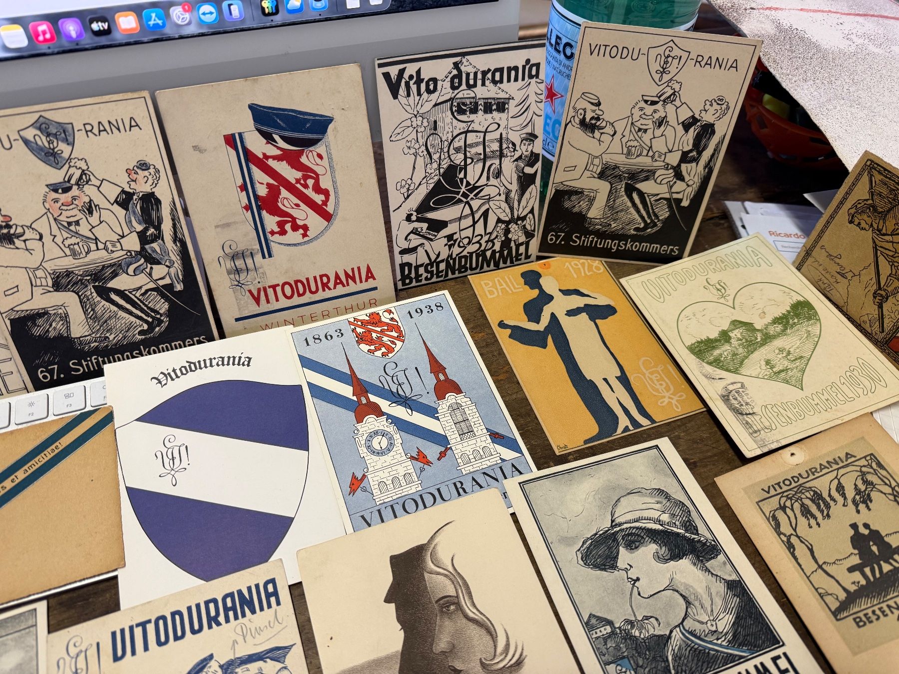Cartoline postali: Konvolut 40 Postkarten Studentika Burschenschaft Zunft – Usato da Bern venduto da Jwpm66 3