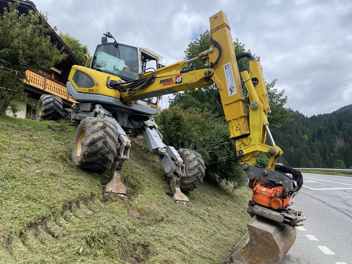 Menzi Muck Escavatori: Menzi Muck M545 avec rototilt – Usato da Villeneuve VD venduto da Tiennot 2