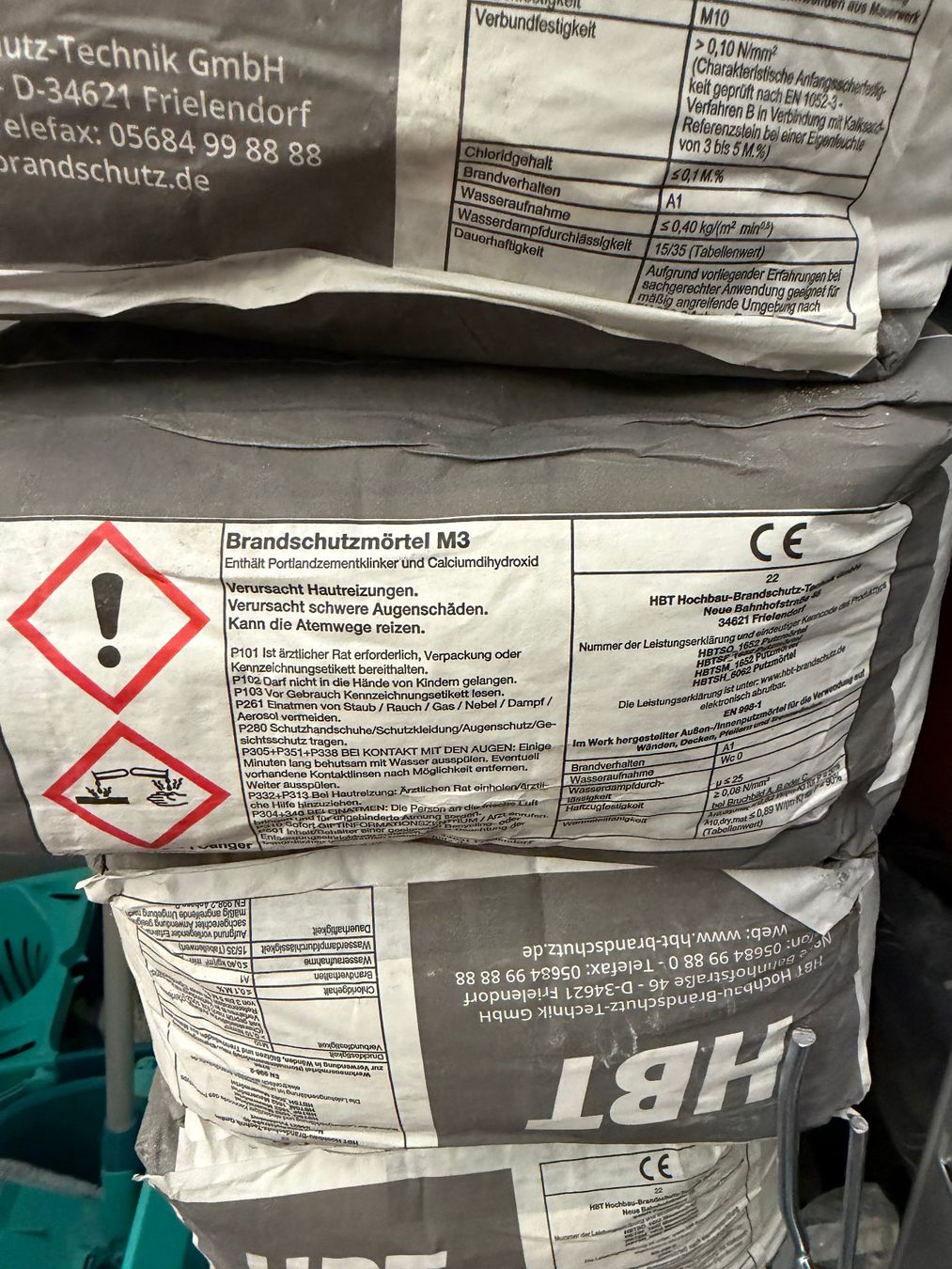 Matériau de remplissage: HBT M3 Brandschutzmörtel 9 Säcke – Neuf (Voir description) à Zug par Zieglers 1