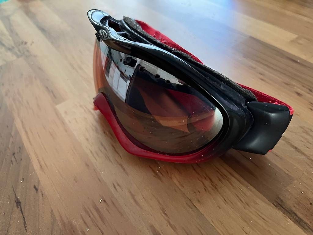 Paul Smith Occhiali & Lenti: Smith Snowboard-/Skibrille verspiegelt  Rot/Schwarz – Usato da Wettingen venduto da Zealoo 1