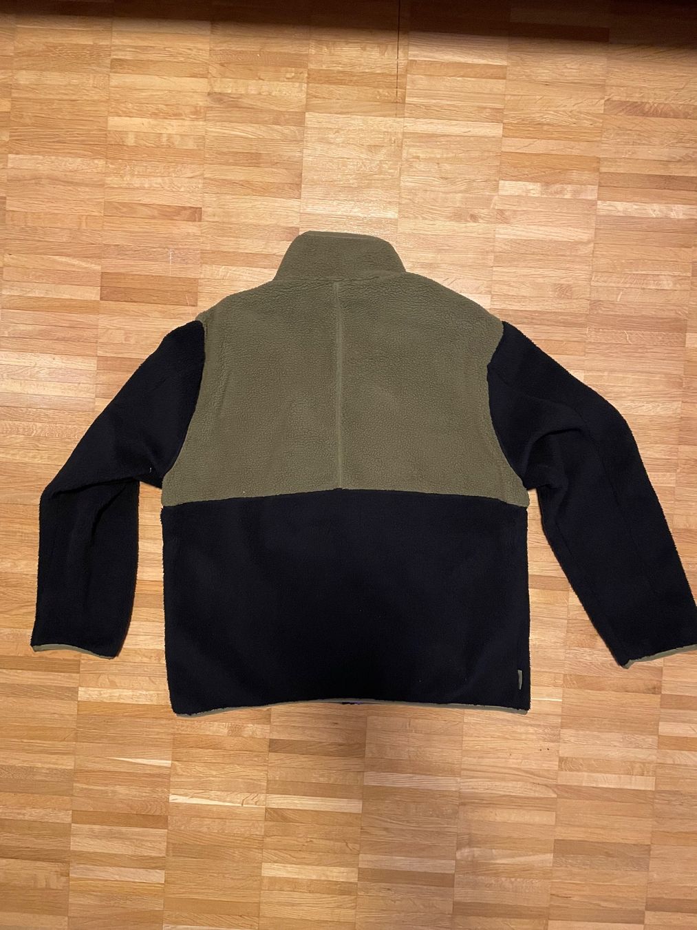 Jacken: Fleece Jacke – Gebraucht aus Wettingen von AleXs1987 1