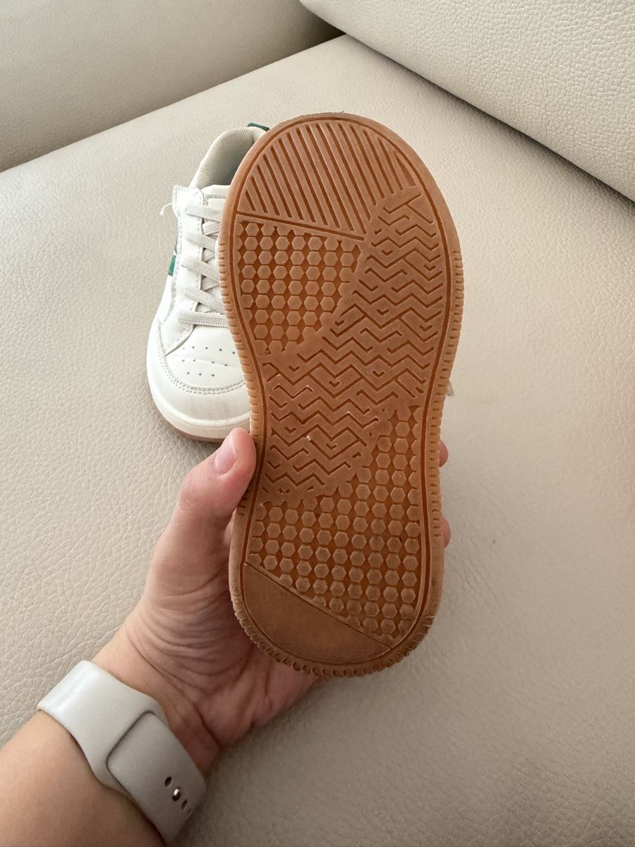 Next Scarpe per ragazzi: Kinder Schuhe NEXT Weiss Grösse 28 – Usato da Füllinsdorf venduto da had_kv5k 2