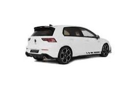 VW GOLF VIII GTi CLUBSPORT 2024 WEISs 1:18 OTTO