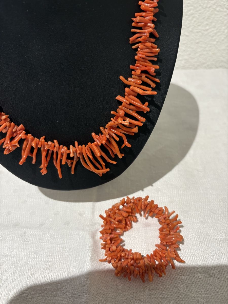 Sonstiger Schmuck: Korallenkette+Armband – Gebraucht aus Schönenberg ZH von Roxana8820 1