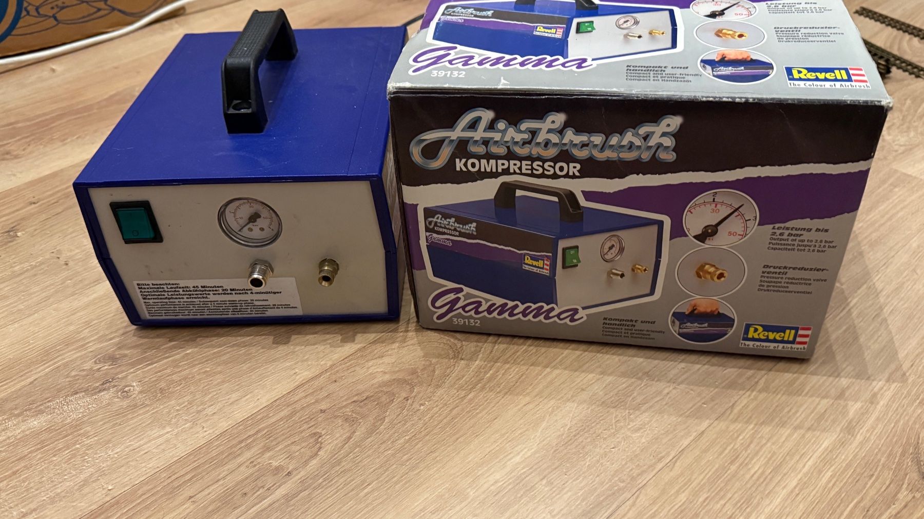 Revell Compressori: Airbrush Kompressor Gamma Revell – Usato da Samedan venduto da Gischpel25