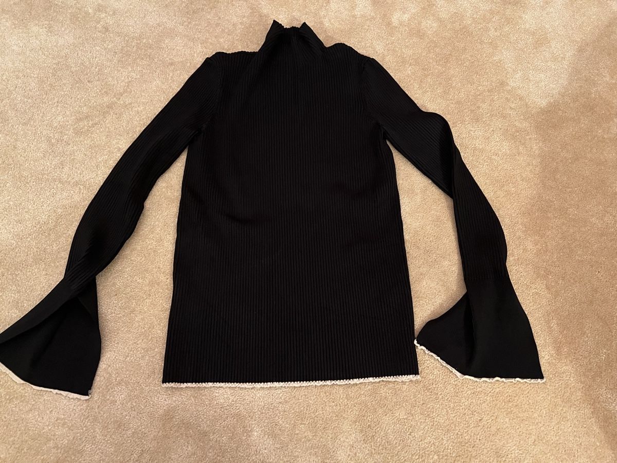 Zara Pullover & Sweatshirts: 2 Pullis von Zara Gr. S – Gebraucht aus Kilchberg ZH von Lisavivienne 2