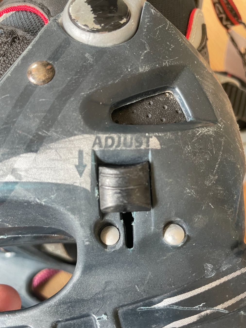 Pattini da ghiaccio: Schlittschuhe Gr. 28-31 – Usato da Rubigen venduto da lia_dwd7 2