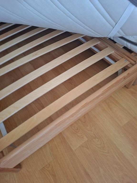 Ikea Reti a doghe: Regalo struttura letto – Usato da Ruvigliana venduto da lua_bn27