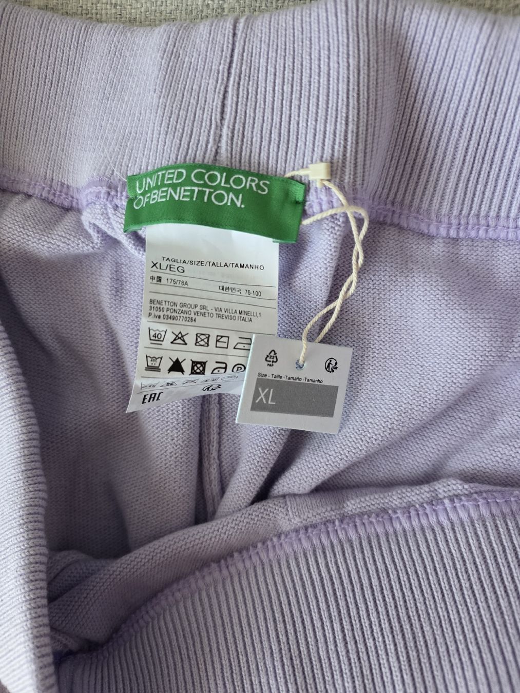 Benetton Lotti di vestiti: Benetton pantalon large – Nuovo (secondo la descrizione) da Yverdon-les-Bains venduto da enzine 2