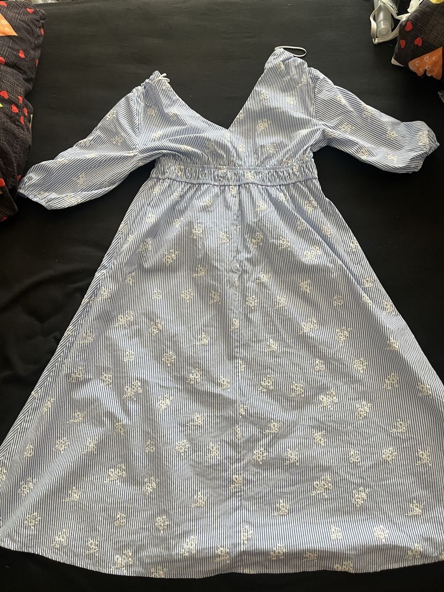 C&A Vestiti: Kleid blau-weiss gestreift mit Blumenmuster Grösse M – Nuovo (secondo la descrizione) da Olten venduto da sae_82z2 5