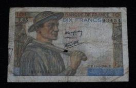 dans la Guerre- Dix Francs-B.d. France 13.01.1944 F.65 93454
