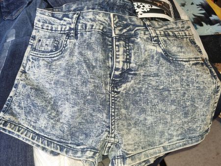 Jeans Shorts neu