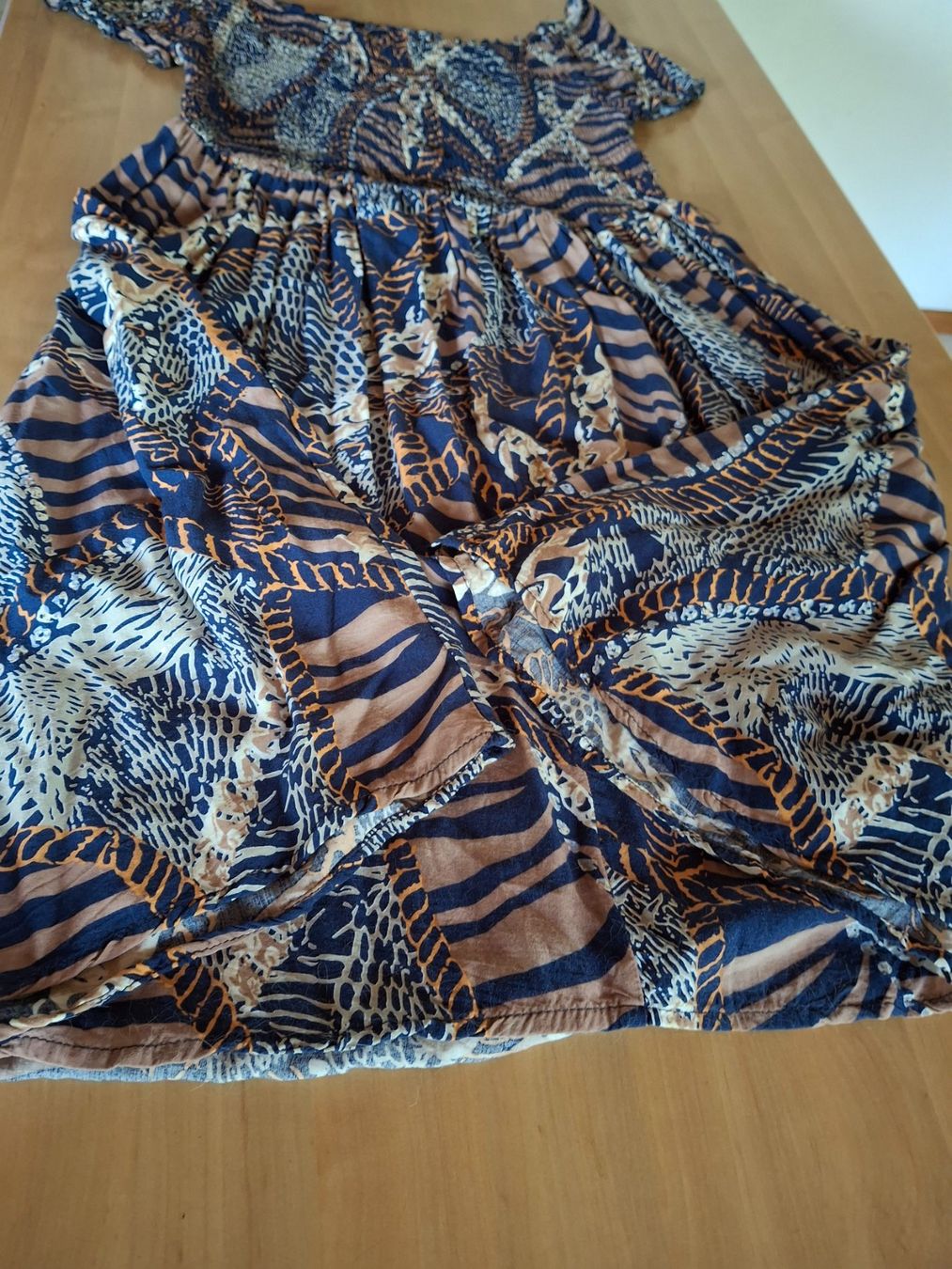 Vestiti: Robe taille XL marque Chicorée – Usato da Villiers venduto da san_jn5w 4