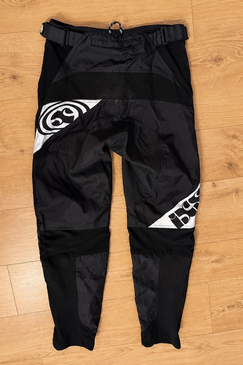 IXS Pantalons: Pantalon DH IXS - Taille L – D'occasion à Charmey (Gruyère) par Troyleedh67 1