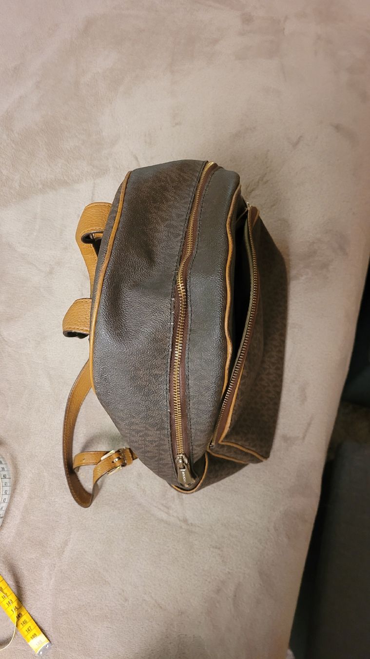 Michael Kors Rucksäcke: Sac à dos Michael Kors marron – Gebraucht aus collonges von marlene.carlos 5