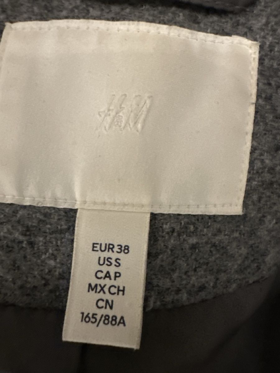 H&M Manteaux: Damen Mantel grau Grösse 38 H&M mit Bindegürtel – D'occasion à Dietikon par vithya88 4
