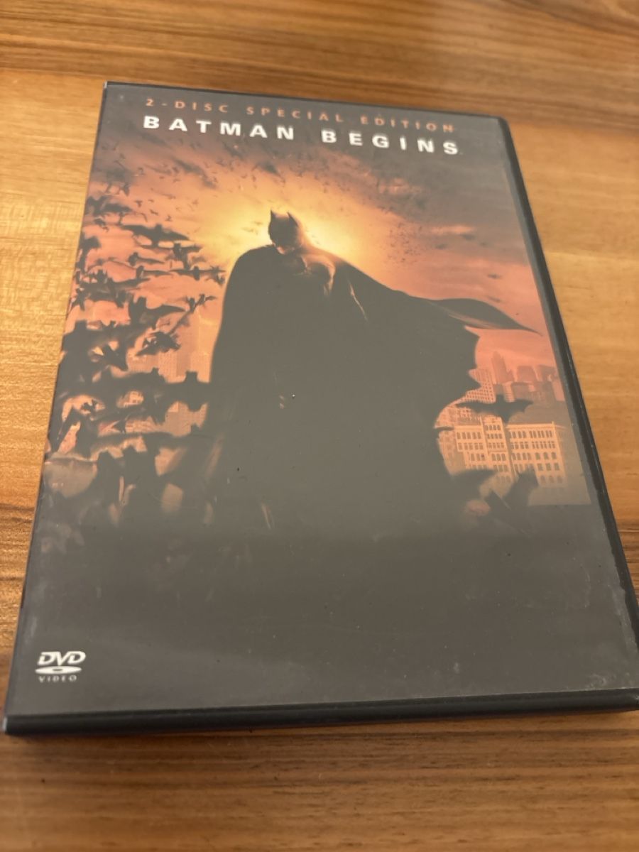 Tous les DVDs: DVD Batman Begins 2-Disc Special Edition gebraucht – D'occasion à st.gallen par Garagen_Verkauf