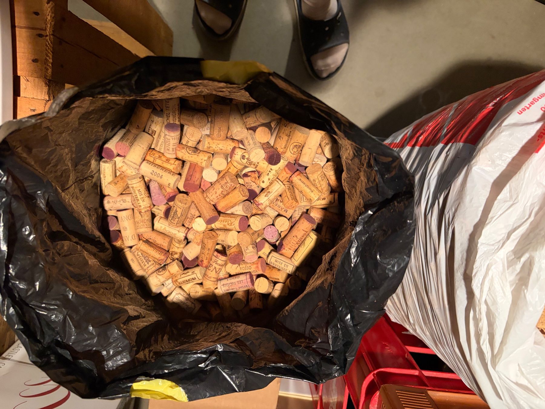 Apribottiglie & Tappi per chiusura: Gebrauchte Korken, 20 kg – Usato da Ostermundigen venduto da wal_p276 1