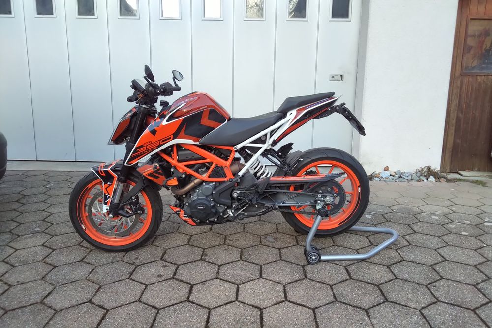 KTM Strada: KTM Duke 390 / 2020 – Usato da Diesbach GL venduto da Toohip 1