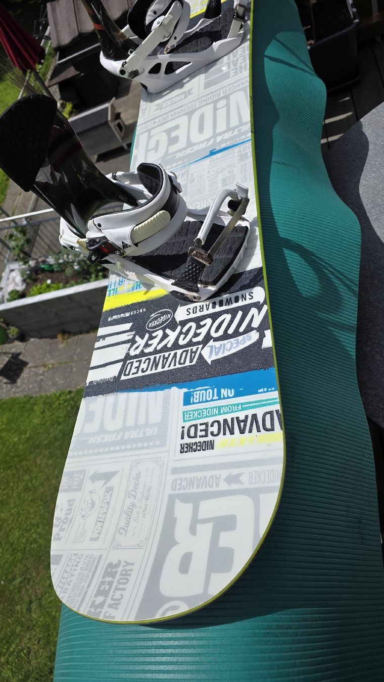 Board: Ab grossem Service!!! Nidecker Snowboard + Bindung & Bag. – Usato da Nunningen venduto da Deathstars 2