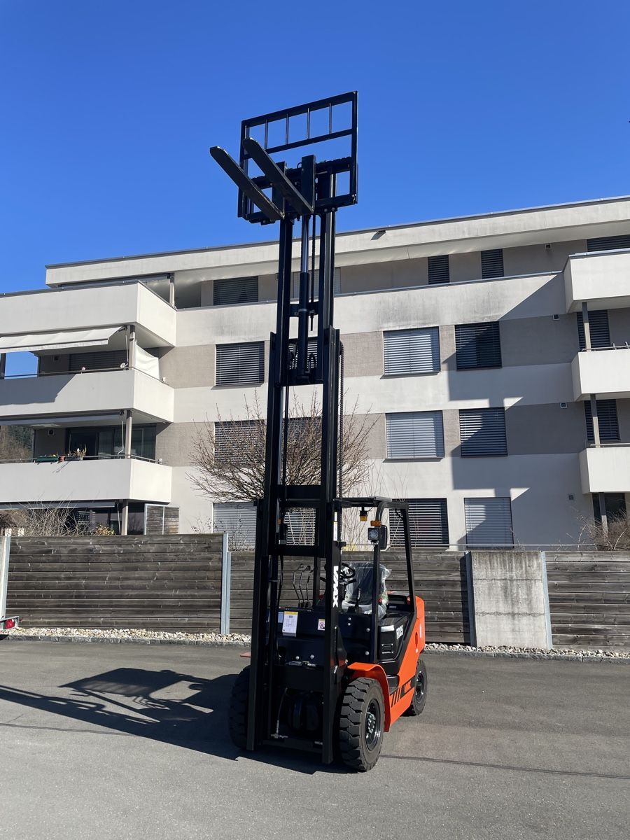 Diesel Carrelli elevatori e a forche: 2.5t Diesel Stapler mit Yanmar Motor – Nuovo (secondo la descrizione) da Malters venduto da cha_cy92 4