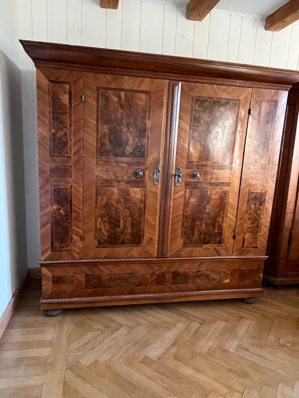 Armadi: Armoire antique – Usato da Biel/Bienne venduto da Gilberty